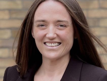 Dr Etain Kidney