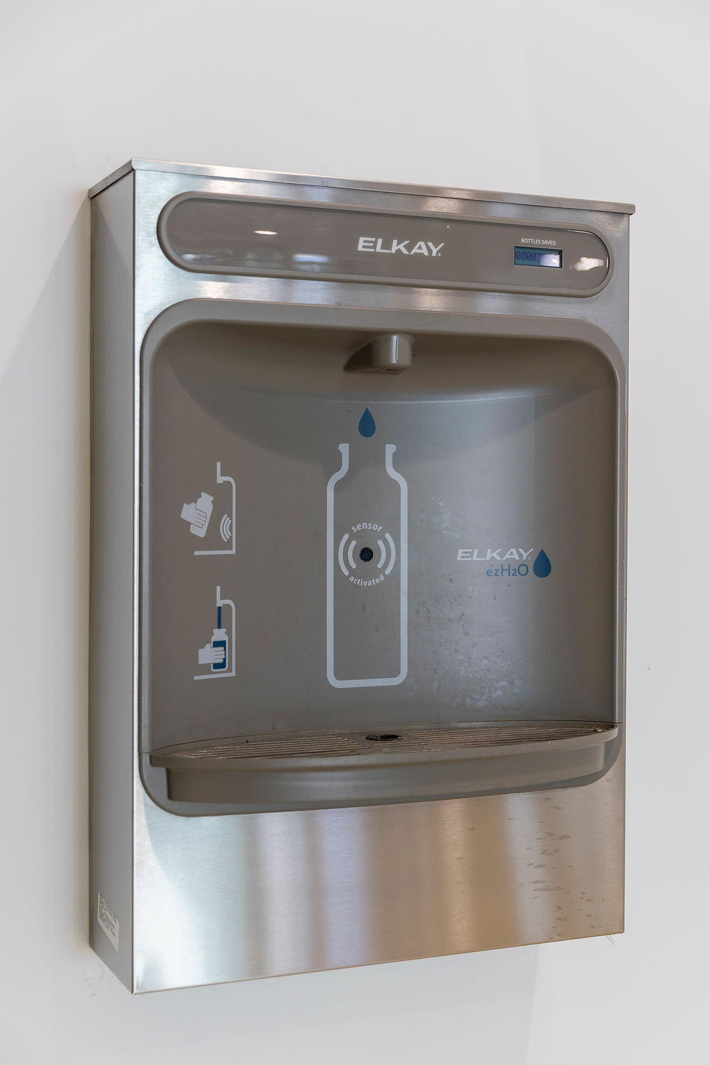 Block G professional photo drinking water