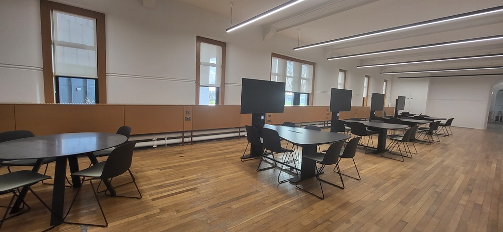 North House Group Study 1024h