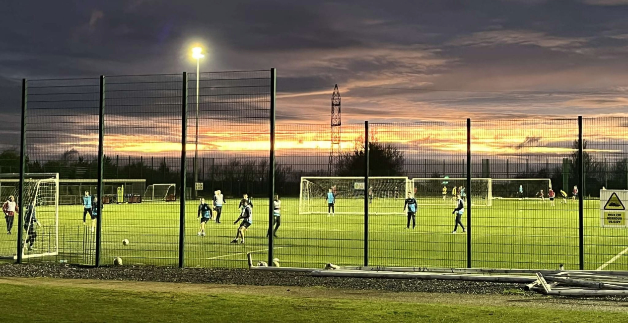Astro Floodlit Blanch